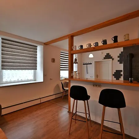 Alte Schule 公寓 *