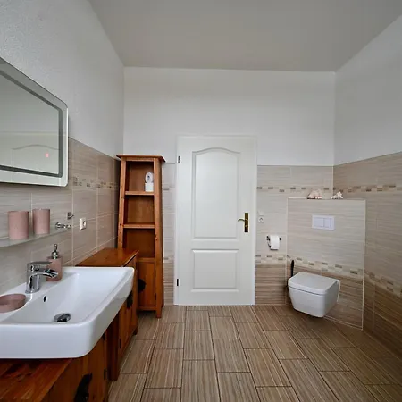 Alte Schule Apartment *